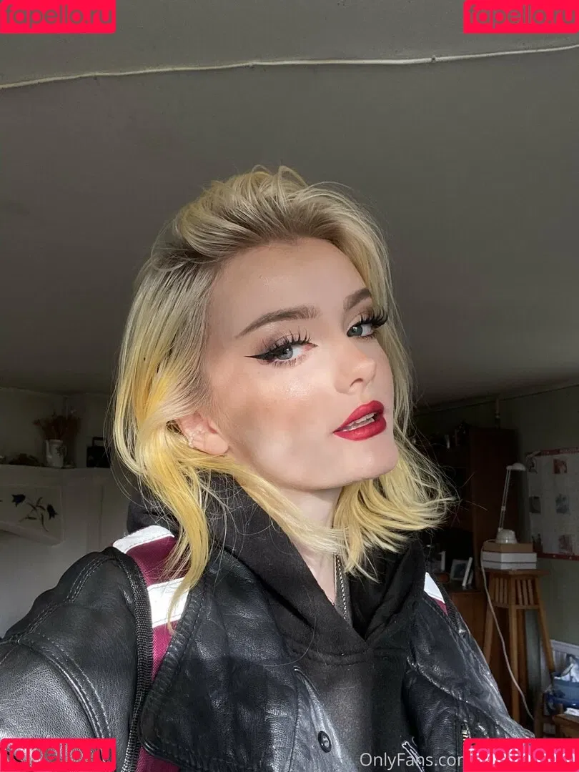 rebecccamua Onlyfans Photo Gallery 