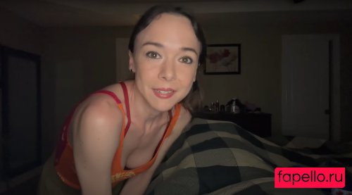 Katie Broad Nude Onlyfans Photo 8