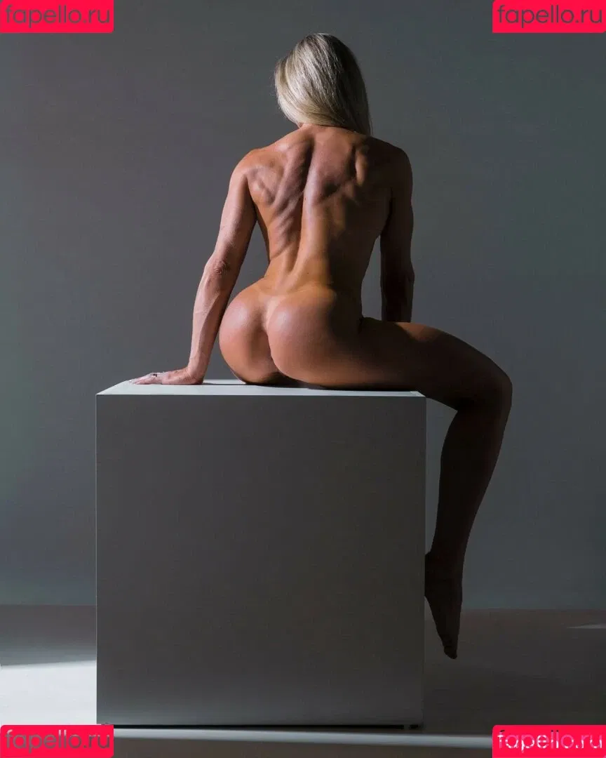 Aline Hirth Onlyfans Photo Gallery 