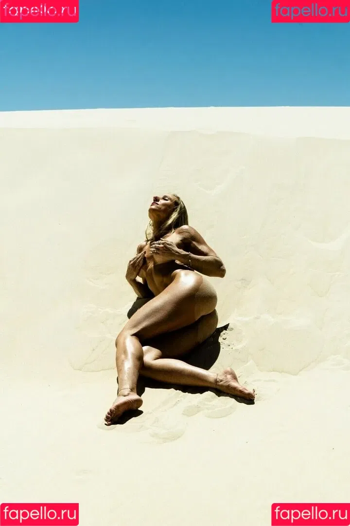 Aline Hirth Onlyfans Photo Gallery 