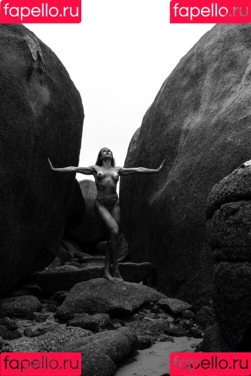 Aline Hirth Nude Onlyfans Photo 60