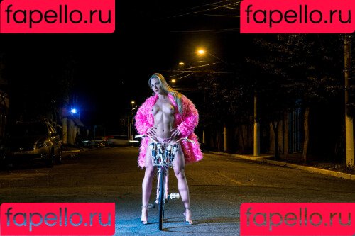 Aline Hirth Onlyfans Photo Gallery 