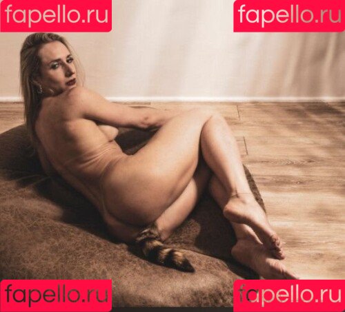 Aline Hirth Onlyfans Photo Gallery 