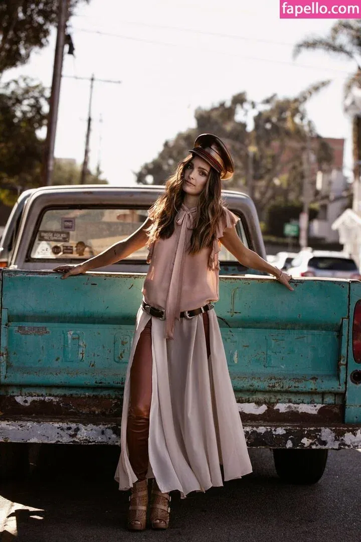 Jodi Balfour Onlyfans Photo Gallery 