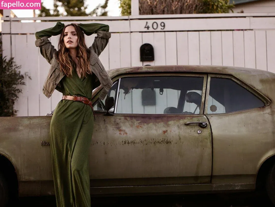 Jodi Balfour Onlyfans Photo Gallery 