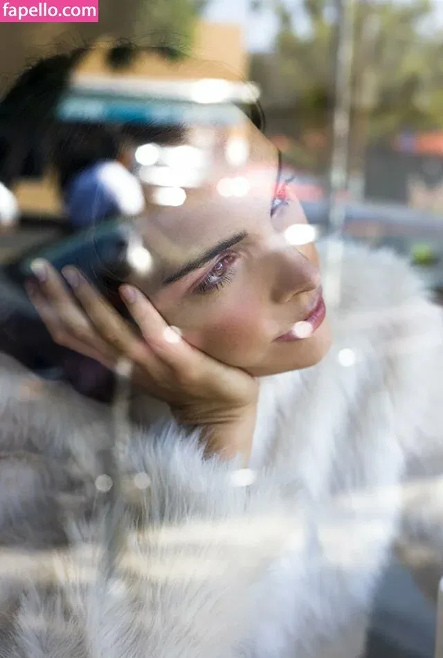 Jodi Balfour Onlyfans Photo Gallery 