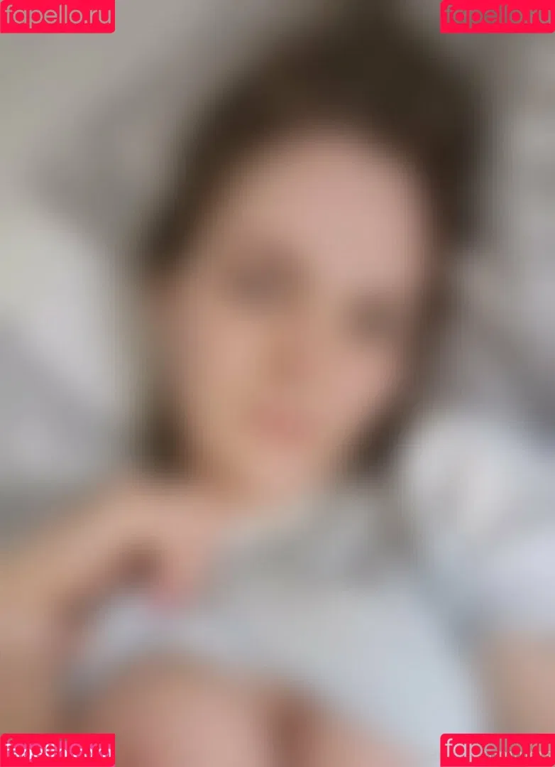 carlyraesummers Onlyfans Photo Gallery 