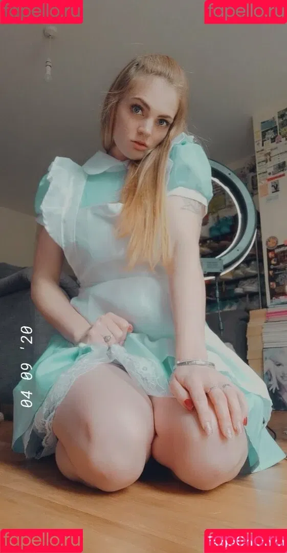 carlyraesummers Onlyfans Photo Gallery 