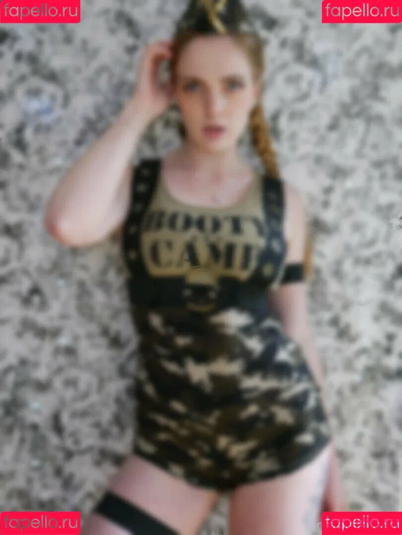 carlyraesummers Onlyfans Photo Gallery 