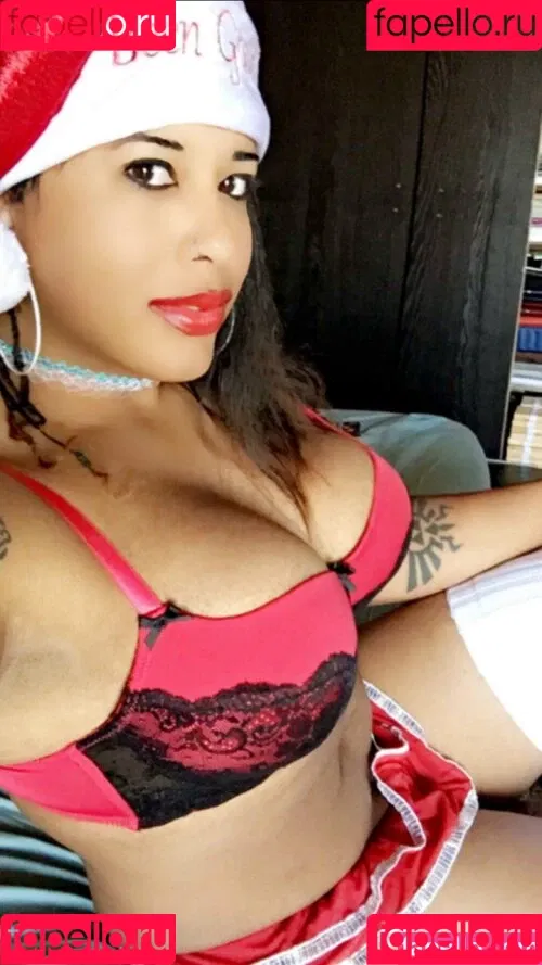 Nyla Rose Onlyfans Photo Gallery 