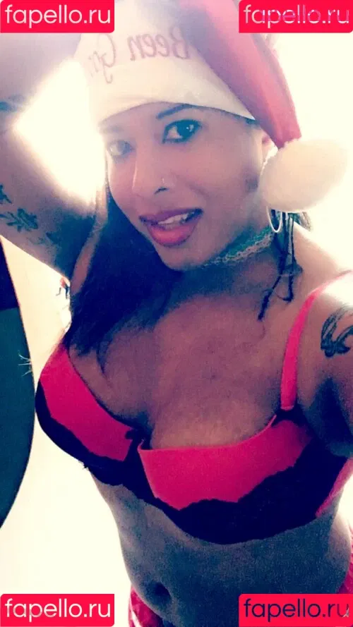 Nyla Rose Onlyfans Photo Gallery 