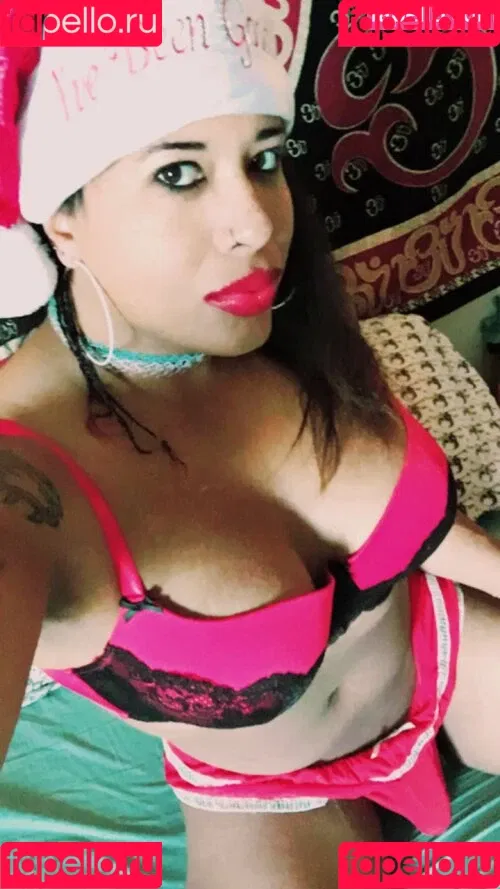 Nyla Rose Onlyfans Photo Gallery 
