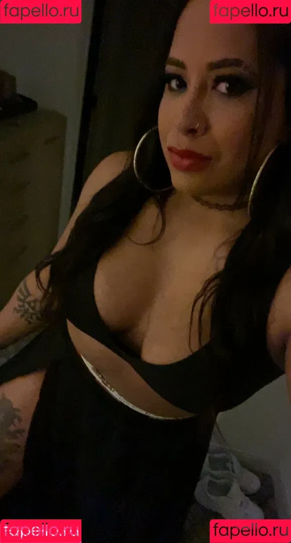 Nyla Rose Onlyfans Photo Gallery 