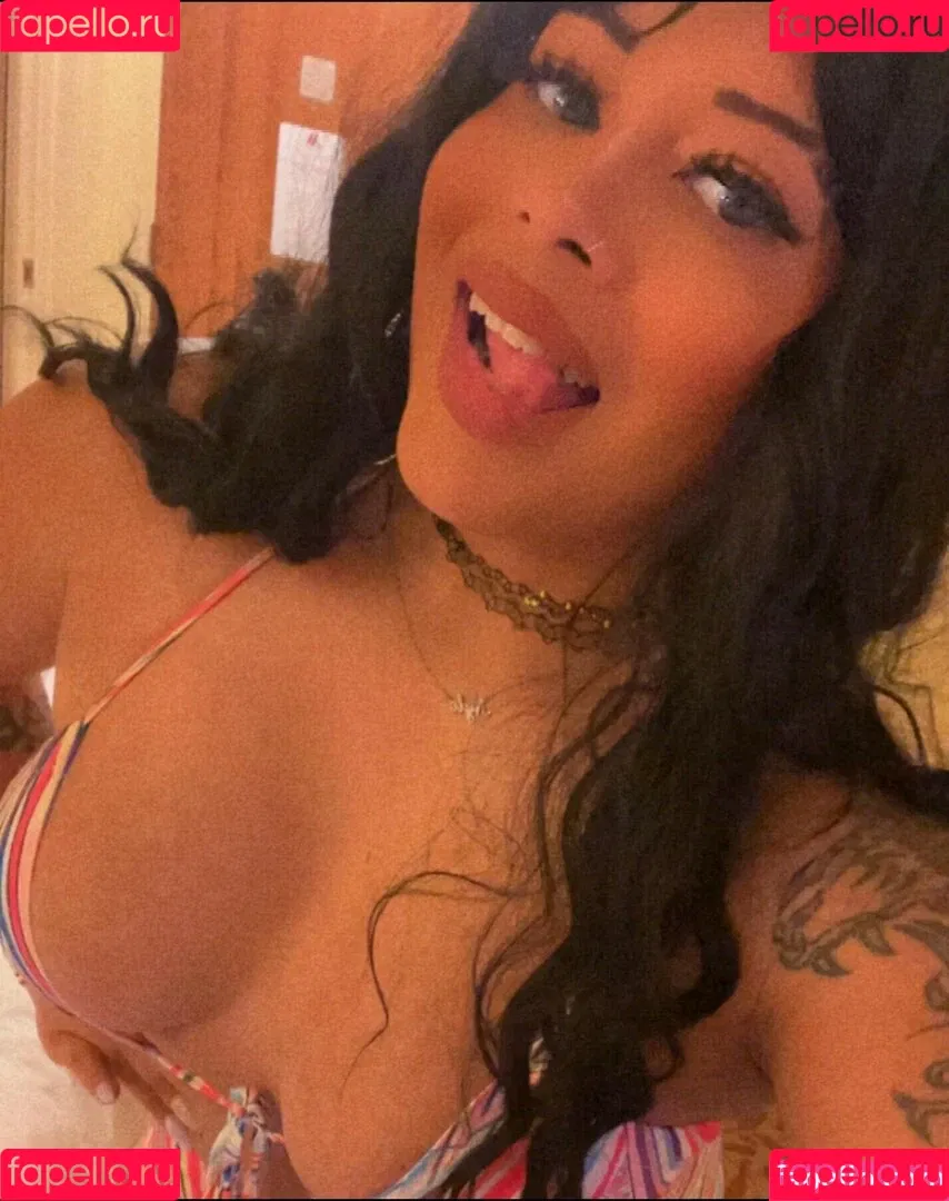 Nyla Rose Onlyfans Photo Gallery 