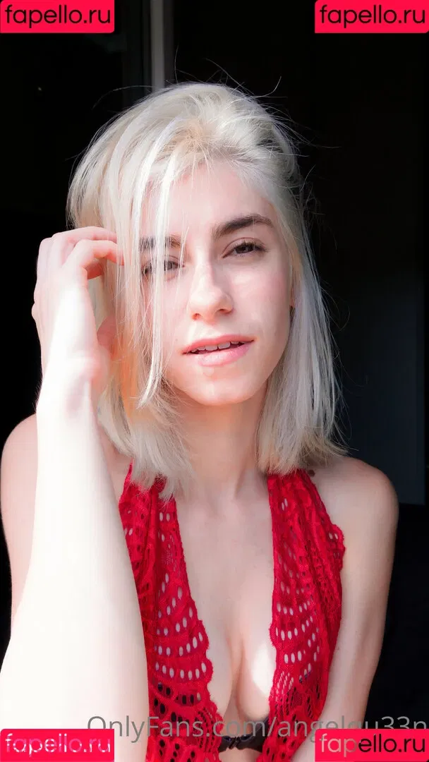angelqu33n Onlyfans Photo Gallery 