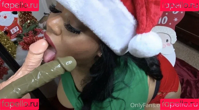kittikarella Onlyfans Photo Gallery 