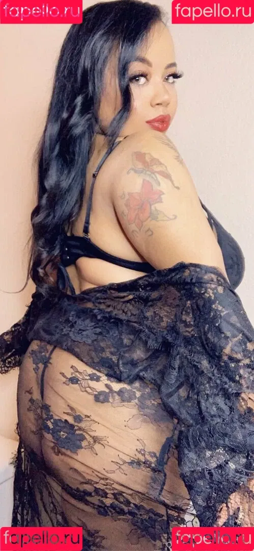 kittikarella Onlyfans Photo Gallery 