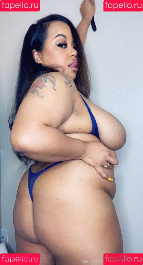 kittikarella Onlyfans Photo Gallery 