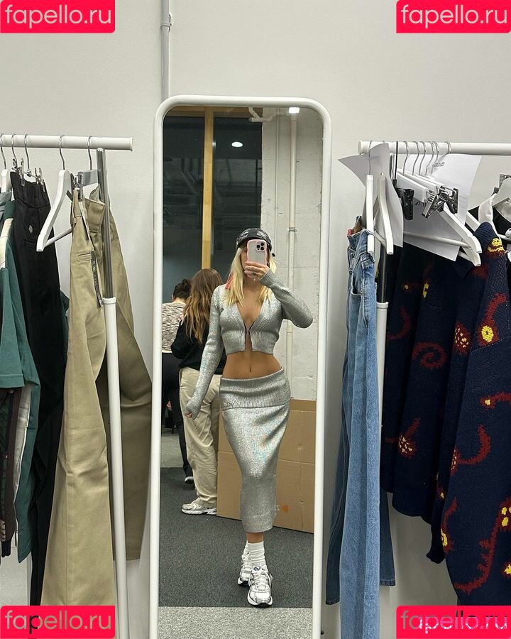 Gaja SG Onlyfans Photo Gallery 