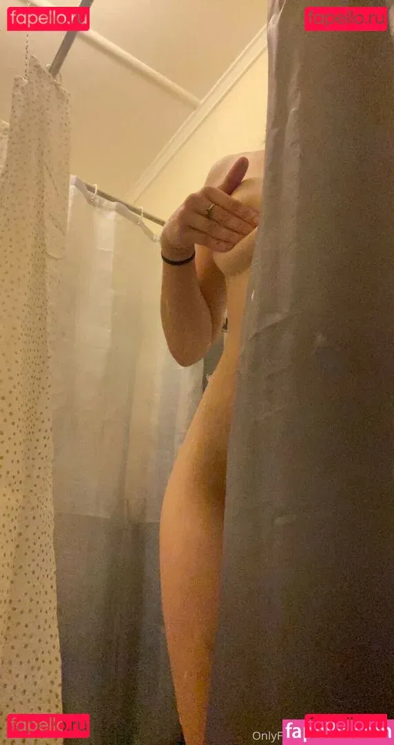 colleenmmcginniss Onlyfans Photo Gallery 