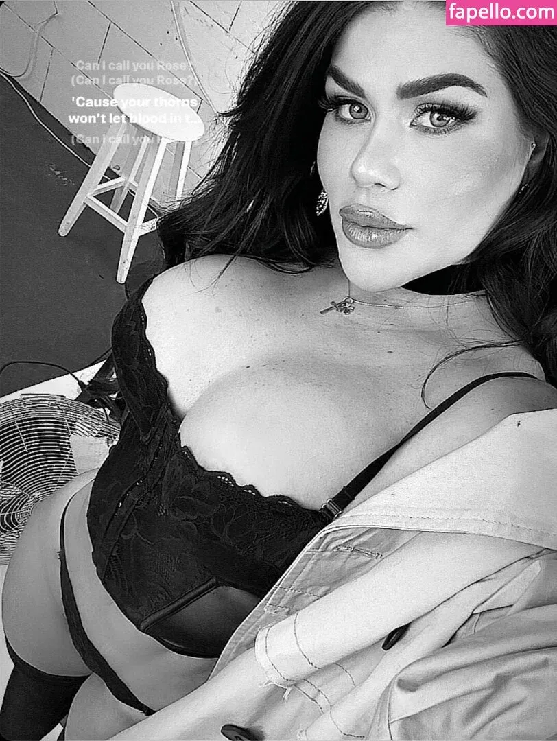 Tais Lambertini Onlyfans Photo Gallery 