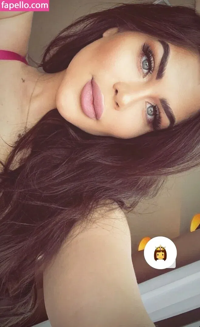 Tais Lambertini Onlyfans Photo Gallery 