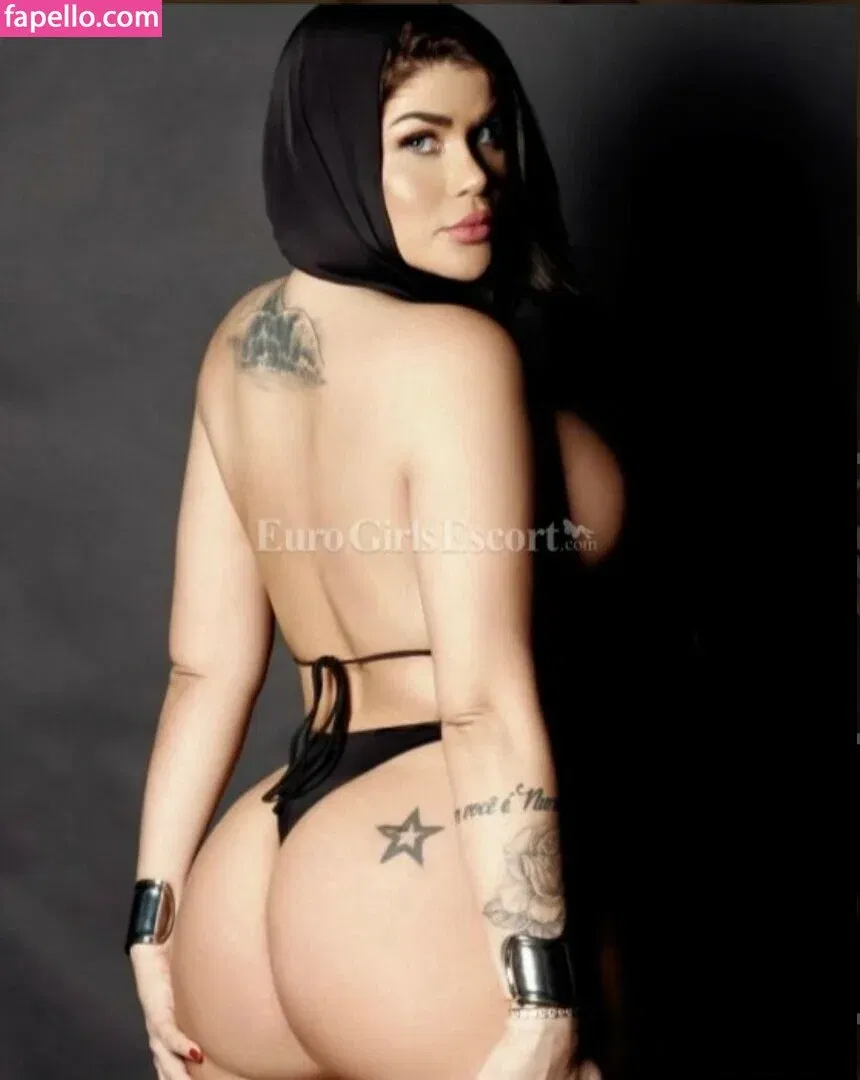 Tais Lambertini Onlyfans Photo Gallery 