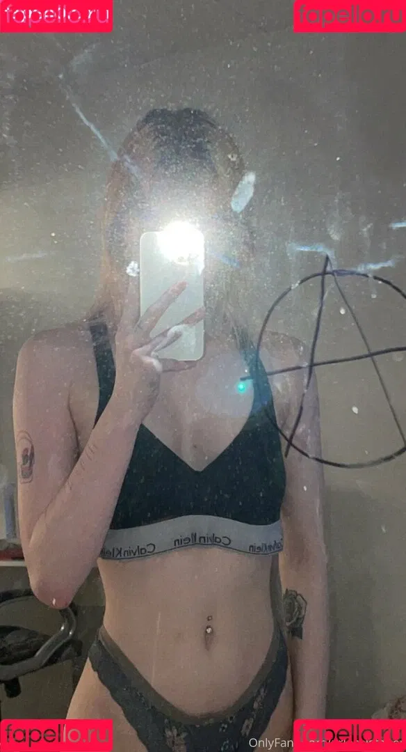 cutiepiesade Onlyfans Photo Gallery 