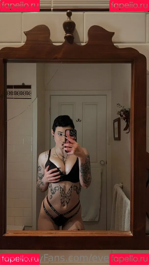 Eve.winters Onlyfans Photo Gallery 