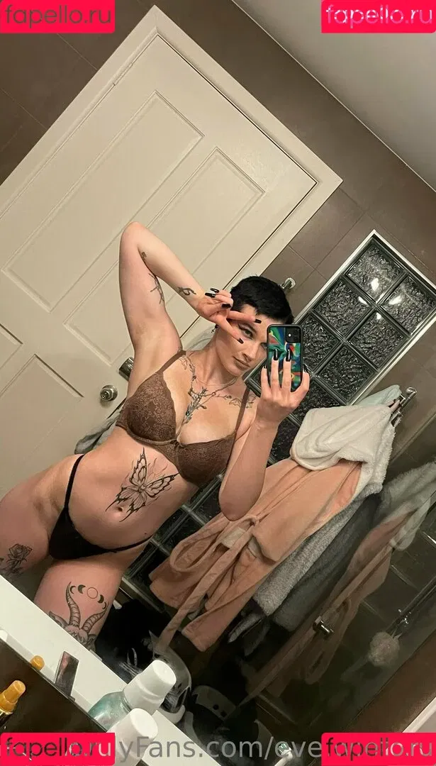Eve.winters Onlyfans Photo Gallery 
