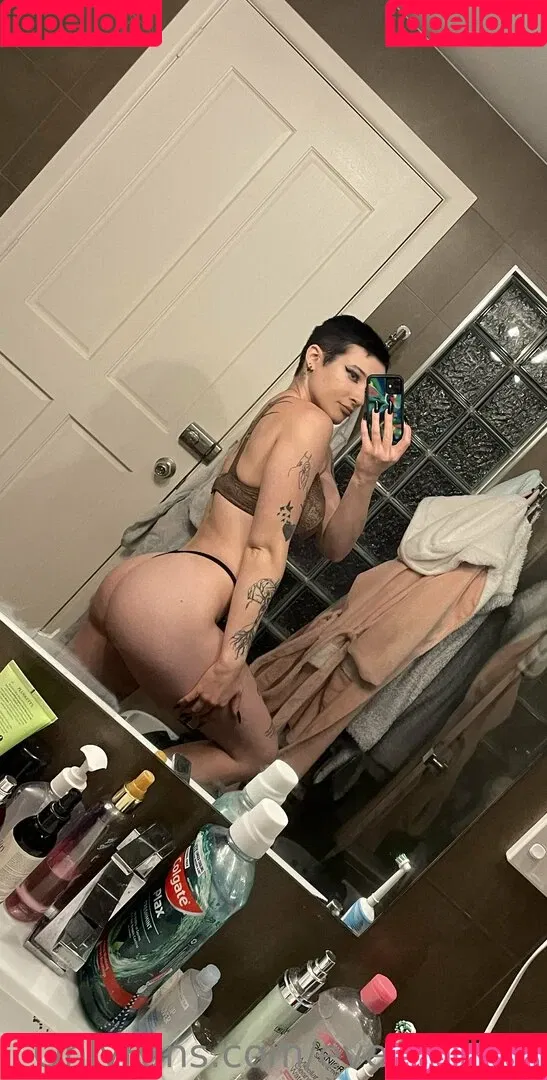 Eve.winters Onlyfans Photo Gallery 