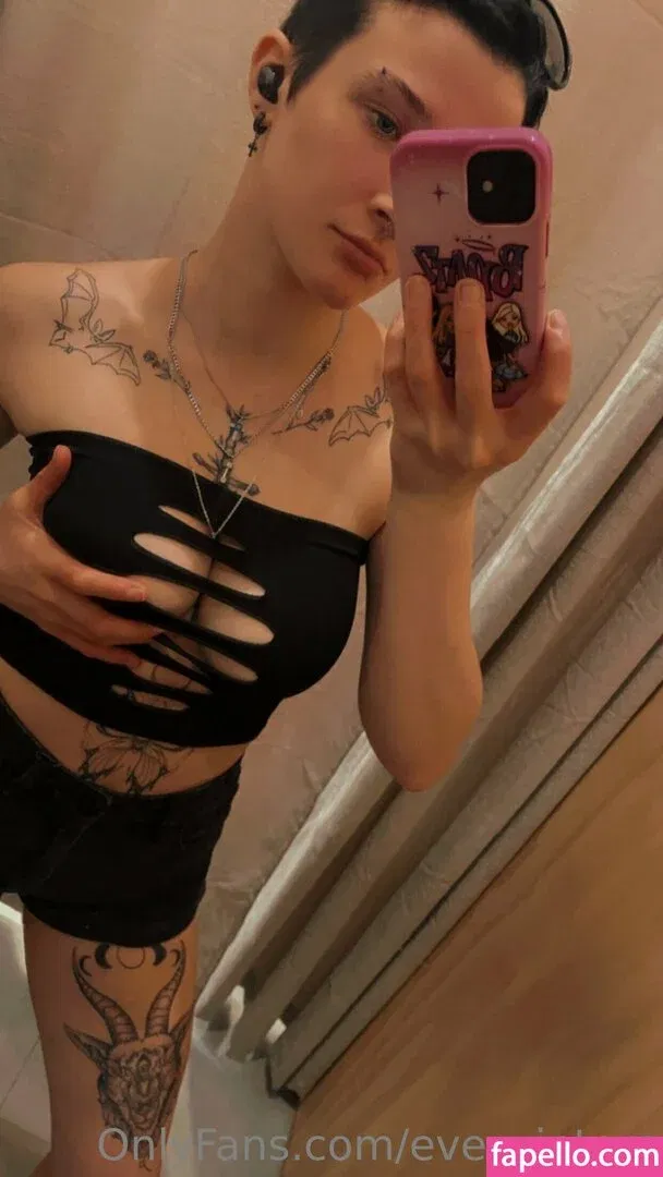 Eve.winters Onlyfans Photo Gallery 