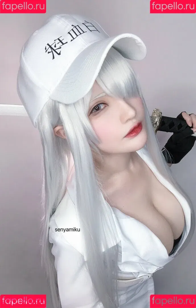 SenyaMiku Onlyfans Photo Gallery 