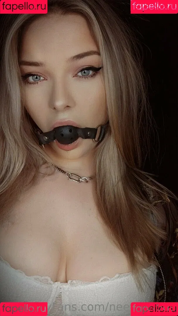 neevilicious Onlyfans Photo Gallery 
