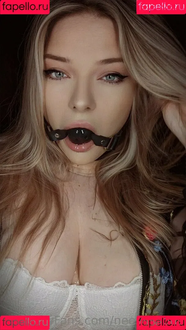 neevilicious Onlyfans Photo Gallery 