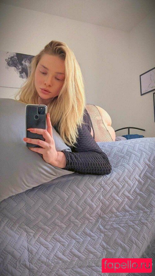 neevilicious Onlyfans Photo Gallery 