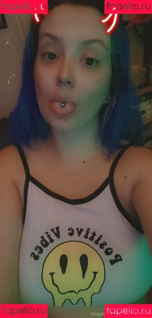 blubodygloss Onlyfans Photo Gallery 