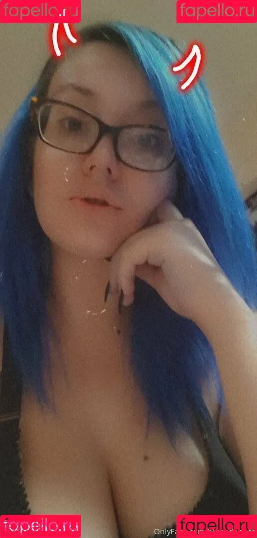 blubodygloss Onlyfans Photo Gallery 