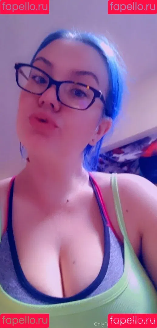 blubodygloss Onlyfans Photo Gallery 