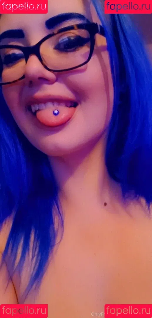 blubodygloss Onlyfans Photo Gallery 