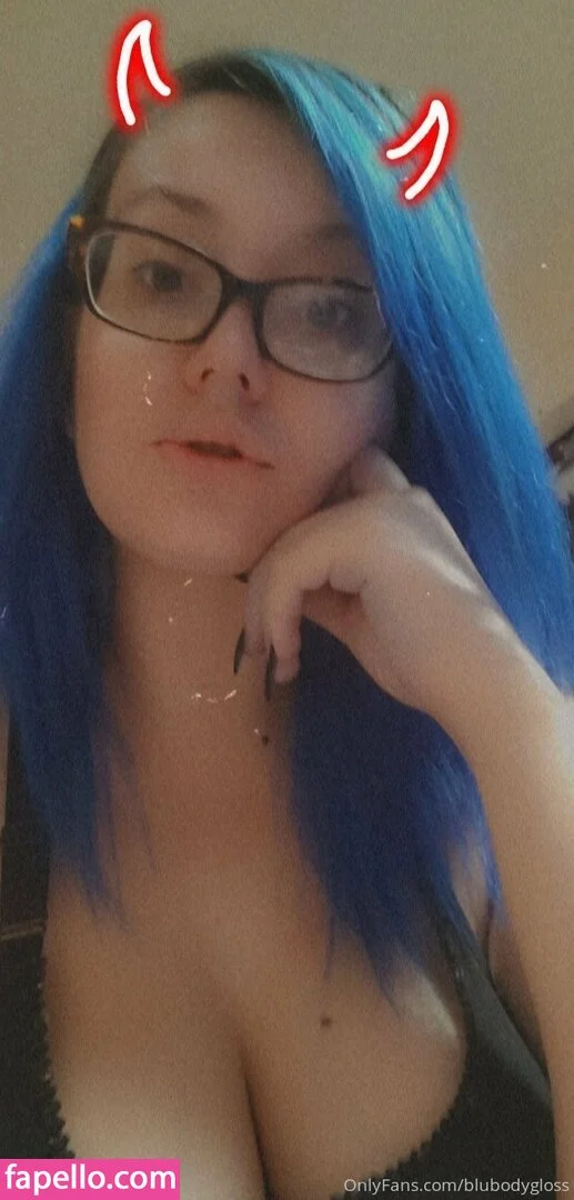 blubodygloss Onlyfans Photo Gallery 