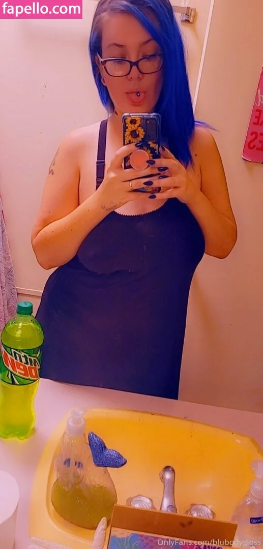 blubodygloss Onlyfans Photo Gallery 
