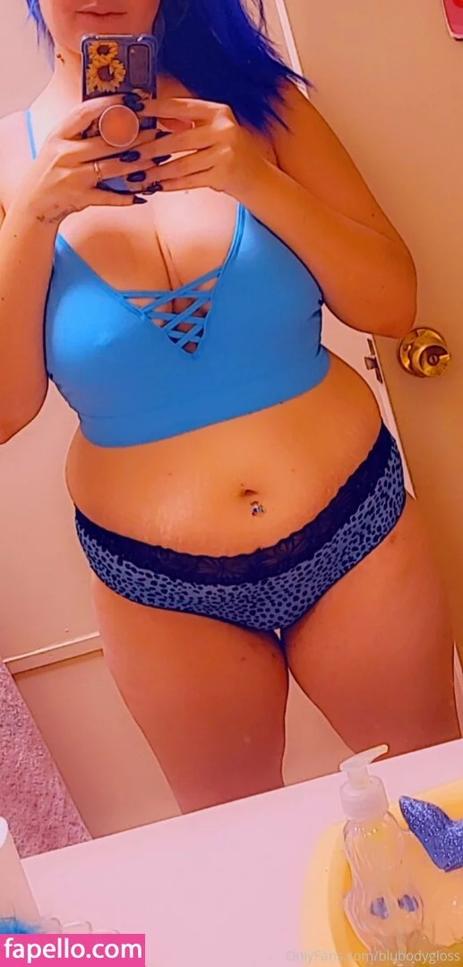 blubodygloss Onlyfans Photo Gallery 