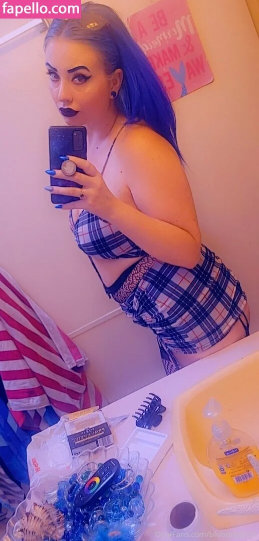 blubodygloss Onlyfans Photo Gallery 