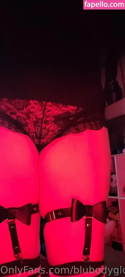 blubodygloss Onlyfans Photo Gallery 