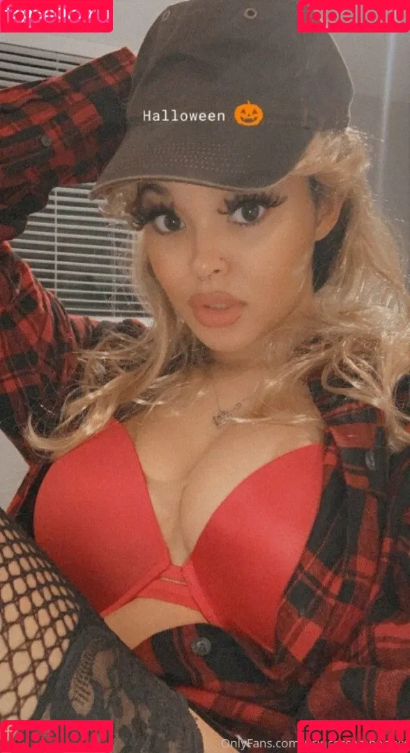 AmberXXX Onlyfans Photo Gallery 