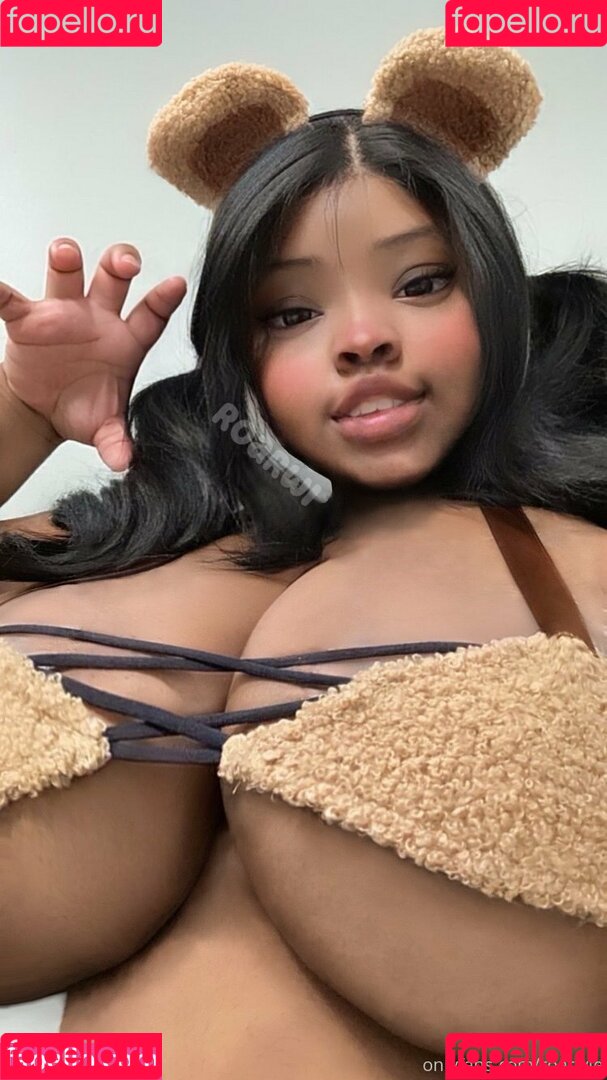 roarwie Onlyfans Photo Gallery 