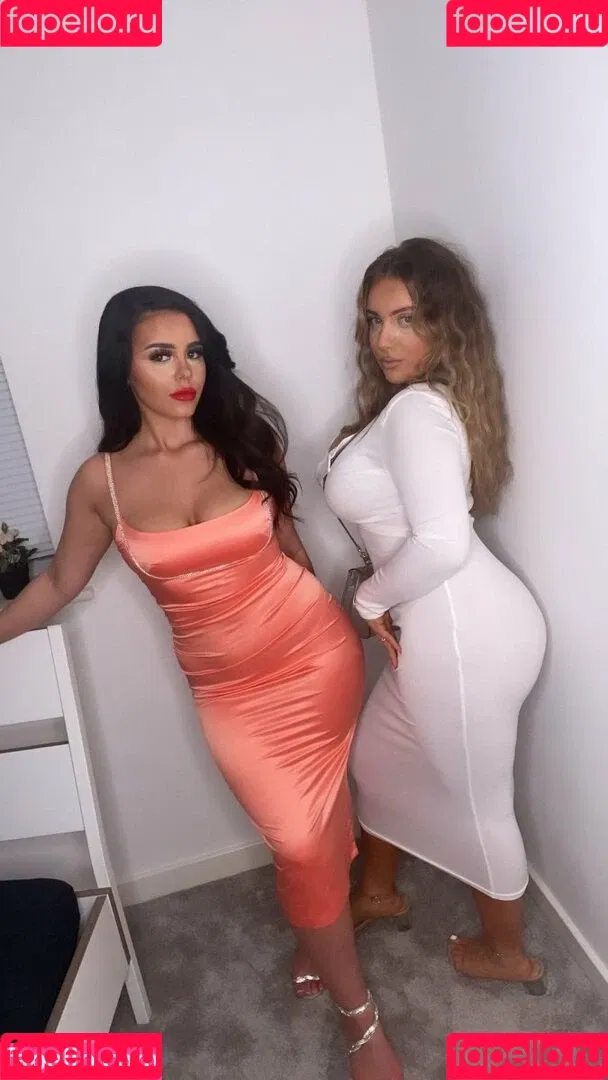 Aurora Onlyfans Photo Gallery 
