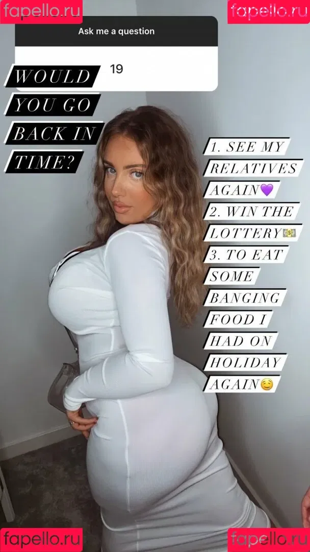 Aurora Onlyfans Photo Gallery 