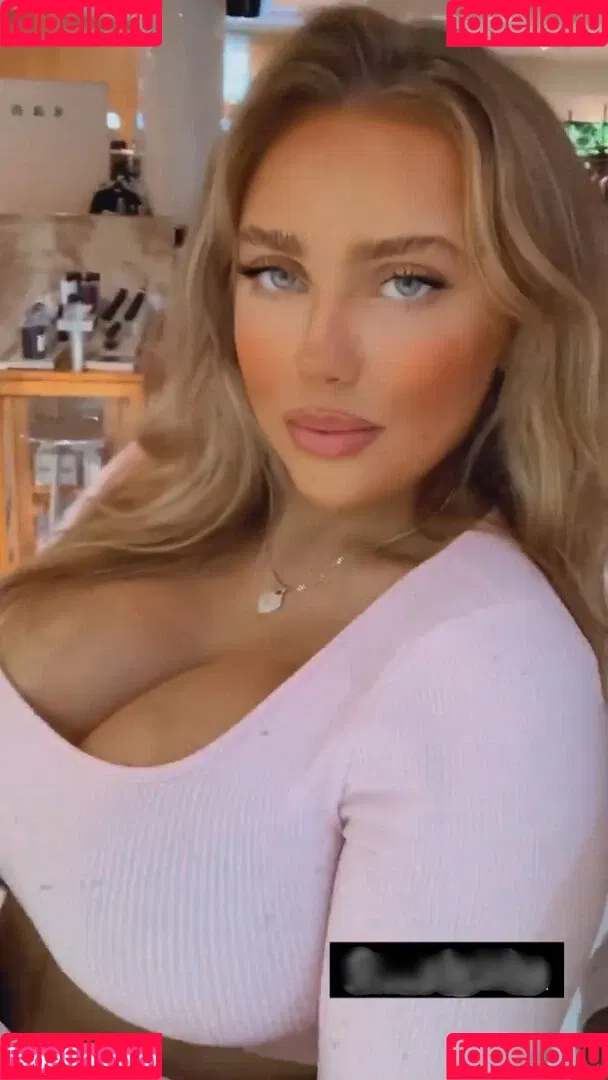 Aurora Onlyfans Photo Gallery 